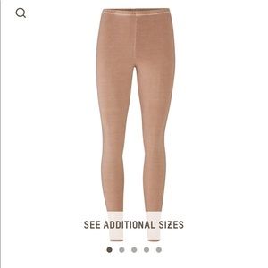 SKIMS outdoor leggings in chocolate
